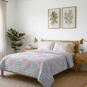 Italian Bed Linen Summer Quilt in Fantasy Microfibre, Double 260 x 270 cm, Molecules Italian Bed Linen Summer Quilt in Fantasy Microfibre, Double 260 x 270 cm, Molecules