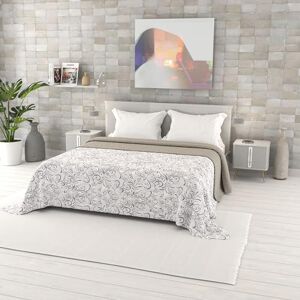 Italian Bed Linen Fantasy Printed Summer Duvet, Polyester Filling, Ornato, 260 x 270 cm Italian Bed Linen Fantasy Printed Summer Duvet, Polyester Filling, Ornato, 260 x 270 cm