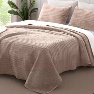 KASENTEX Plush Poly Velvet Reversible Quilt Set - King KASENTEX Plush Poly Velvet Reversible Quilt Set - King