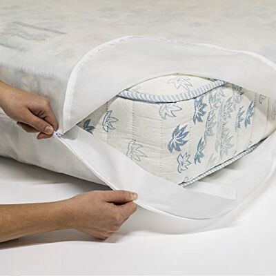 Allergosystem Sada Mattress Protector with Pillow Cover - Anti-Allergen Barrier Allergosystem Sada Mattress Protector with Pillow Cover - Anti-Allergen Barrier
