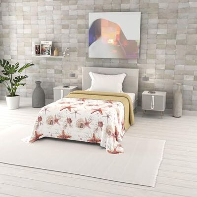 Italian Bed Linen Summer Quilt in Fantasy Microfibre, Queen Size: 220 x 270 cm, Starfish Italian Bed Linen Summer Quilt in Fantasy Microfibre, Queen Size: 220 x 270 cm, Starfish