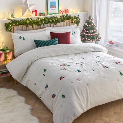 furn. Christmas Together Duvet Set – Embroidered Boucle Fleece Festive Snow Angels Bedding (Snow King) furn. Christmas Together Duvet Set – Embroidered Boucle Fleece Festive Snow Angels Bedding (Snow King)