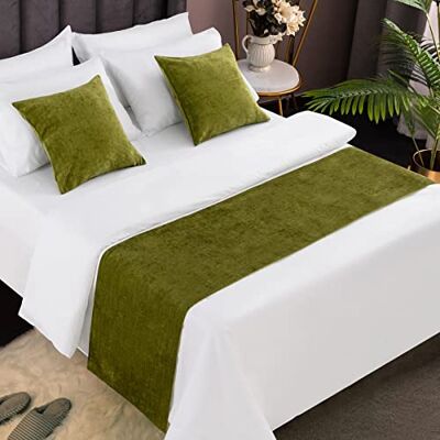 AMBERIS Bed Runner Green, Chenille Soft No Fading Modern Bed Scarf (Pillowcases sold separately) AMBERIS Bed Runner Green, Chenille Soft No Fading Modern Bed Scarf (Pillowcases sold separately)