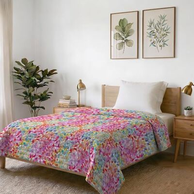 Italian Bed Linen Summer Quilt in Fantasy Microfibre, Queen Size: 220 x 270 cm, Spring Italian Bed Linen Summer Quilt in Fantasy Microfibre, Queen Size: 220 x 270 cm, Spring