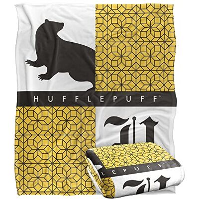 LOGOVISION HARRY POTTER Blanket, 152 x 127 cm House Pride Hufflepuff Silky Touch Super Soft Throw Blanket LOGOVISION HARRY POTTER Blanket, 152 x 127 cm House Pride Hufflepuff Silky Touch Super Soft Throw Blanket