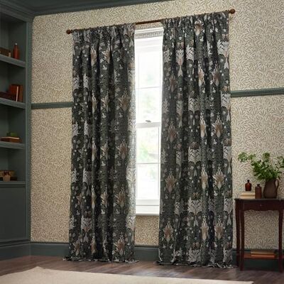 William Morris Morris & Co. - Snakeshead Jacquard Chenille William Morris Morris & Co. - Snakeshead Jacquard Chenille