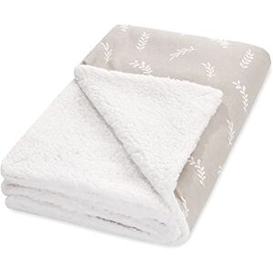 Julius Zöllner Twiggy Winter Blanket Cotton Jersey and Cuddly Teddy Fabric Size 70 x 100 cm Made in Germany Oeko-Tex Standard 100 Julius Zöllner Twiggy Winter Blanket Cotton Jersey and Cuddly Teddy Fabric Size 70 x 100 cm Made in Germany Oeko-Tex Standard 100