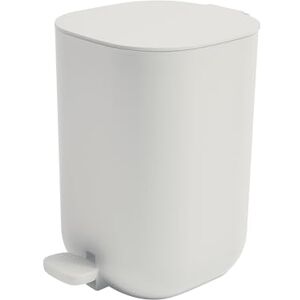 Spirella Akato 3L Pedal Bin Ideal for Kitchen and Bathroom White Compact Design Hygienic Foot Pedal 16.4 x 21.5 x 23.4 cm Durable and Practical Spirella Akato 3L Pedal Bin Ideal for Kitchen and Bathroom White Compact Design Hygienic Foot Pedal 16.4 x 21.5 x 23.4 cm Durable and Practical