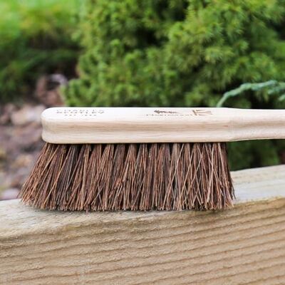 CHARLES BENTLEY Hand Brush, Charnwood, Bassine, for Garden & Outdoor, Maintenance, Premium Brushware, Green, FSC Certified Wood, Stiff Bassine Bristles, Contoured Handle, Made In Britain (30x8x5cm) CHARLES BENTLEY Hand Brush, Charnwood, Bassine, for Garden & Outdoor, Maintenance, Premium Brushware, Green, FSC Certified Wood, Stiff Bassine Bristles, Contoured Handle, Made In Britain (30x8x5cm)