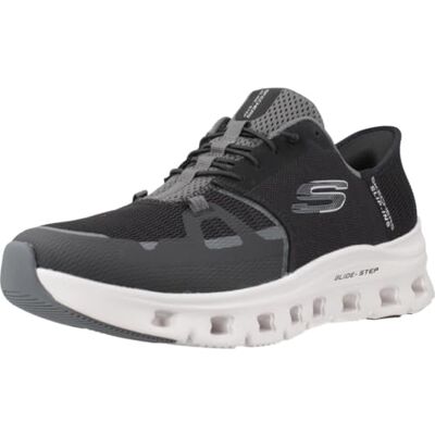 Skechers Black/White Slip-Ons - Sneakers Skechers Black/White Slip-Ons - Sneakers
