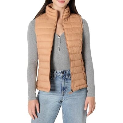 Amazon Essentials Women's Lightweight Water-Resistant Packable Puffer Gilet, Light Brown, S Amazon Essentials Women's Lightweight Water-Resistant Packable Puffer Gilet, Light Brown, S