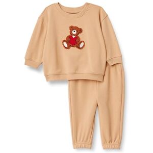 Amazon Essentials x Sofia Grainge Unisex Babies' Sweatshirt and Sweatpant Set, Light Camel Big Bear Heart, 0-3 Months Amazon Essentials x Sofia Grainge Unisex Babies' Sweatshirt and Sweatpant Set, Light Camel Big Bear Heart, 0-3 Months