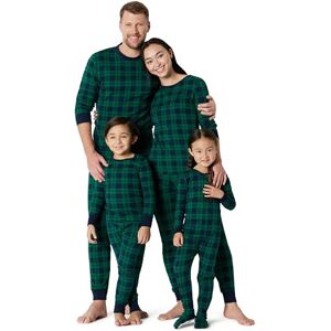 Amazon Essentials Unisex Babies' Matching Holiday Family Pyjama Sets, Pack of 3, Dark Emerald Green Navy Plaid, 3-6 Months Amazon Essentials Unisex Babies' Matching Holiday Family Pyjama Sets, Pack of 3, Dark Emerald Green Navy Plaid, 3-6 Months