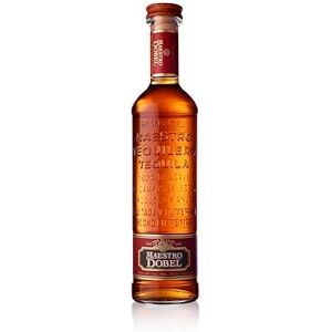 Maestro Dobel Anejo 100% Agave Tequila 70 cl and Aged in fire-charred American new oak barrels Maestro Dobel Anejo 100% Agave Tequila 70 cl and Aged in fire-charred American new oak barrels