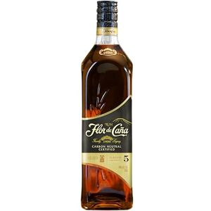 FLOR DE CAÑA 5yr Añejo Clásico Rum 70cl, 37.5% ABV Sustainably produced, Premium Aged Rum Nicaragua FLOR DE CAÑA 5yr Añejo Clásico Rum 70cl, 37.5% ABV Sustainably produced, Premium Aged Rum Nicaragua