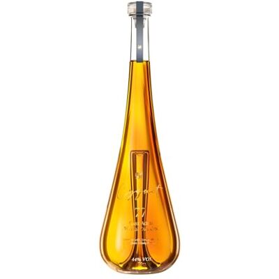 JIN SYCH CYMREIG Cygnet Gin HAND-CRAFTED WELSH DRY GIN Cygnet 77 The Holy Grail of Gin Welsh Dry Sipping Gin Great Neat or in a Martini cocktail Luxury 44% ABV, 70cl JIN SYCH CYMREIG Cygnet Gin HAND-CRAFTED WELSH DRY GIN Cygnet 77 The Holy Grail of Gin Welsh Dry Sipping Gin Great Neat or in a Martini cocktail Luxury 44% ABV, 70cl