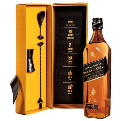 JOHNNIE WALKER Black Label Cocktail Kit 40% vol 70cl Blended Scotch Whisky Includes Stirrer and Jigger Cocktail Set Perfect for Gifting JOHNNIE WALKER Black Label Cocktail Kit 40% vol 70cl Blended Scotch Whisky Includes Stirrer and Jigger Cocktail Set Perfect for Gifting