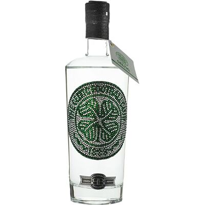 Bohemian Brands Celtic Vodka Gifts for Men & Women,Distilled 5 Times, Official Celtic FC Crystal Edition Birthday Drink for Celts Football Fans, Premium Alcohol by 37.5%, 70 cl Bohemian Brands Celtic Vodka Gifts for Men & Women,Distilled 5 Times, Official Celtic FC Crystal Edition Birthday Drink for Celts Football Fans, Premium Alcohol by 37.5%, 70 cl