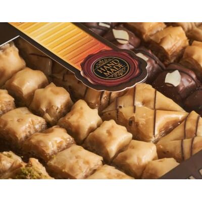 ESSENTIAL PRODUCTS Luxury Baklava Selection Baklawa Sweets 1kg, Premium Handmade Baklawa Pastry Selection Halal Dina Handmade Ideal Present for any Anniversary Sold by ESSENTIAL PRODUCTS Luxury Baklava Selection Baklawa Sweets 1kg, Premium Handmade Baklawa Pastry Selection Halal Dina Handmade Ideal Present for any Anniversary Sold by