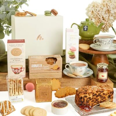 Clearwater Hampers Luxury Afternoon Tea Hamper Hamper Gifts for Women Perfect Birthday or Thank You Hamper with Biscuits, Cakes & Sweet Treats for Women, Couples & Afternoon Tea Lovers Clearwater Hampers Luxury Afternoon Tea Hamper Hamper Gifts for Women Perfect Birthday or Thank You Hamper with Biscuits, Cakes & Sweet Treats for Women, Couples & Afternoon Tea Lovers
