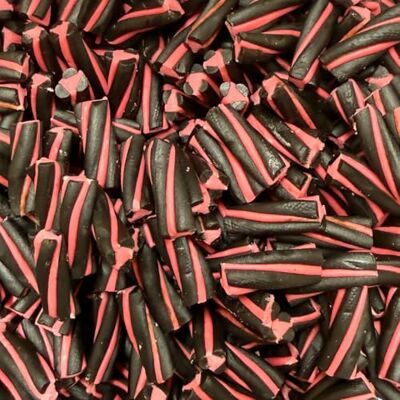 The Gourmet Sweet Company Maku Laku Strawberry and Liquorice Twist 500g Share Bag by The Gourmet Sweet Company Maku Laku Strawberry and Liquorice Twist 500g Share Bag by