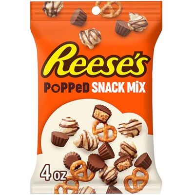 Reese's , Popped Milk Chocolate Peanut Butter Snack Mix 113g Reese's , Popped Milk Chocolate Peanut Butter Snack Mix 113g