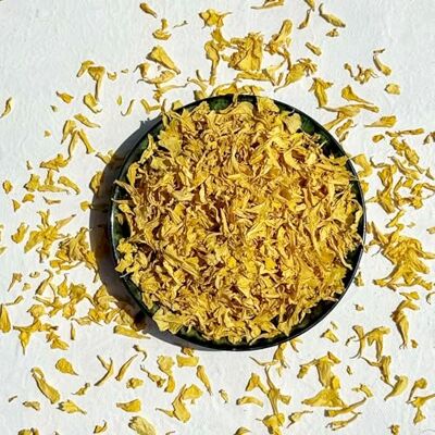 Stripey Finds Edible Flower Petals Natural Dried Yellow Marigold 50g Certified Food Grade (207) Stripey Finds Edible Flower Petals Natural Dried Yellow Marigold 50g Certified Food Grade (207)