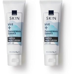 Avon Nutra Effects Radiance Tinted Moisturising Day Cream Duo SPF20, 50ml, Infused with Pomegranate Extract for Radiant Skin, Healthy-Looking Glow, Cruelty Free, Period after opening 12 Months Avon Nutra Effects Radiance Tinted Moisturising Day Cream Duo SPF20, 50ml, Infused with Pomegranate Extract for Radiant Skin, Healthy-Looking Glow, Cruelty Free, Period after opening 12 Months