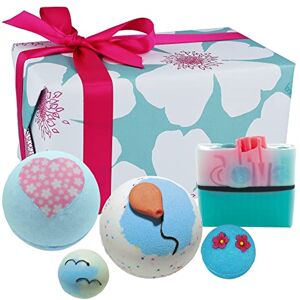 Bomb Cosmetics Sky High Handmade Wrapped Bath and Body Gift Pack, Contains 5-Piece, 380 g Bomb Cosmetics Sky High Handmade Wrapped Bath and Body Gift Pack, Contains 5-Piece, 380 g