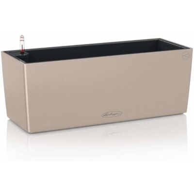 Lechuza BALCONERA Color Self Watering 50cm Window Box Planter, Sand Brown 1 pack, H19 L50 W19 cm, Medium Size, Indoor, Outdoor, Drainage Hole, Quality Plastic, Frost-Resistant, Water Level Indicator Lechuza BALCONERA Color Self Watering 50cm Window Box Planter, Sand Brown 1 pack, H19 L50 W19 cm, Medium Size, Indoor, Outdoor, Drainage Hole, Quality Plastic, Frost-Resistant, Water Level Indicator