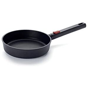 Woll Diamond Logic XR Flat Pan Inductive Diameter 20 cm Height 5 cm with Removable Handle Suitable for All Hob Types Cast Aluminium Non-Stick Coating Oven-Proof Black Woll Diamond Logic XR Flat Pan Inductive Diameter 20 cm Height 5 cm with Removable Handle Suitable for All Hob Types Cast Aluminium Non-Stick Coating Oven-Proof Black