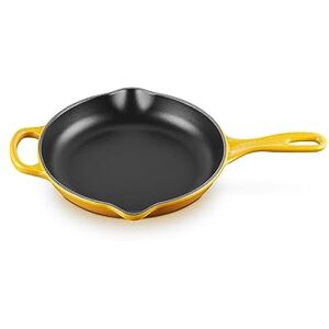 LE CREUSET Signature Enamelled Cast Iron Skillet Frying Pan with Helper Handle and Two Pouring Lips, 23 cm, Nectar, 20182236720422 LE CREUSET Signature Enamelled Cast Iron Skillet Frying Pan with Helper Handle and Two Pouring Lips, 23 cm, Nectar, 20182236720422