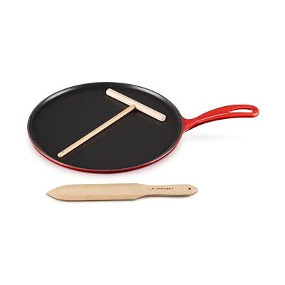 LE CREUSET Enamelled Cast Iron Crepe Pan, with Long Lasting Enamel Coating and Ergonomic Handle, 27cm, Cerise, 20136270600460 LE CREUSET Enamelled Cast Iron Crepe Pan, with Long Lasting Enamel Coating and Ergonomic Handle, 27cm, Cerise, 20136270600460