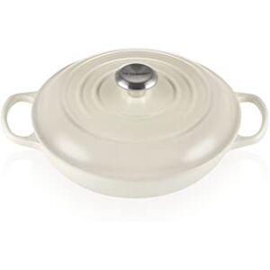 LE CREUSET Signature Sh.Casserole/braiser 26cm Meringue SS Knob LE CREUSET Signature Sh.Casserole/braiser 26cm Meringue SS Knob