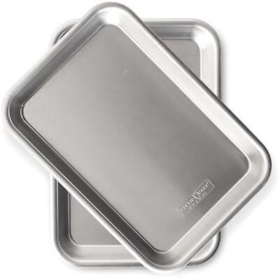 Nordic Ware Burger Serving Trays-2 Piece Set, Aluminium, Silver Nordic Ware Burger Serving Trays-2 Piece Set, Aluminium, Silver