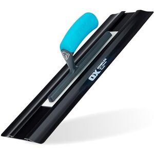 OX Tools OX Pro Semi Flex Plastic Trowel 18in / 455 x 138 mm OX Tools OX Pro Semi Flex Plastic Trowel 18in / 455 x 138 mm