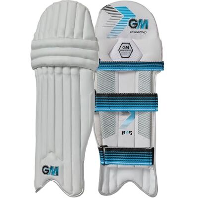 Gunn & Moore GM Ben Stokes Diamond Endorsed All-Weather Plastic Cricket Set 1 x Moulded Bat, 1 x Soft Red Rubber Ball, 3 Stumps Carry Bag Size 4 for Players 144-150cm / 4' 8" 4' 11" Gunn & Moore GM Ben Stokes Diamond Endorsed All-Weather Plastic Cricket Set 1 x Moulded Bat, 1 x Soft Red Rubber Ball, 3 Stumps Carry Bag Size 4 for Players 144-150cm / 4' 8" 4' 11"