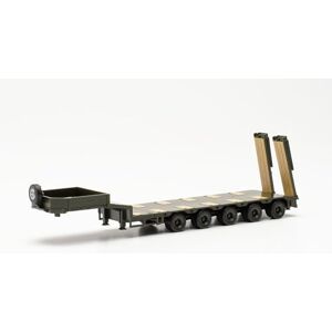 Herpa Goldhofer Truck Model Semi Low Loading Trailer with Slanted Rear and Ramps, 5a, Miniature Scale 1:87, Collectable, Made in Germany, Plastic Herpa Goldhofer Truck Model Semi Low Loading Trailer with Slanted Rear and Ramps, 5a, Miniature Scale 1:87, Collectable, Made in Germany, Plastic