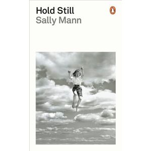 Mann, Sally Hold Still: A Memoir with Photographs Mann, Sally Hold Still: A Memoir with Photographs