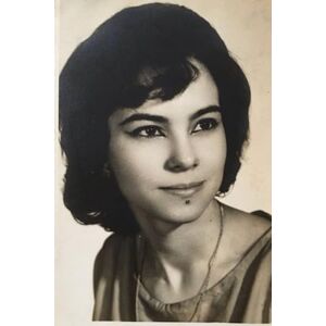 Negrillo Rivera, Concepcion Conchita: “ Una Mujer Trabajadora “ Negrillo Rivera, Concepcion Conchita: “ Una Mujer Trabajadora “