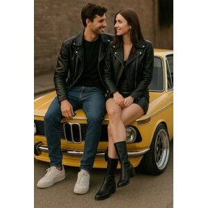 Varlan, Dante Zwischen Schrauben und Liebe / Band 1: „Wie ein Mechaniker sein Herz verlor und eine Familie gewann“ Varlan, Dante Zwischen Schrauben und Liebe / Band 1: „Wie ein Mechaniker sein Herz verlor und eine Familie gewann“