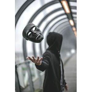 SECRETS DE FAMILLE, LA VIE DE ROSE LA FAMILLE : EYANG-SALET: QUAND LES MASQUES TOMBENT... SECRETS DE FAMILLE, LA VIE DE ROSE LA FAMILLE : EYANG-SALET: QUAND LES MASQUES TOMBENT...