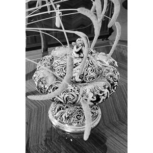 Peripatitis, Antonios Wet van noodzaak: Tweetalige uitgave in het Nederlands en de oorspronkelijke Griekse tekst Peripatitis, Antonios Wet van noodzaak: Tweetalige uitgave in het Nederlands en de oorspronkelijke Griekse tekst