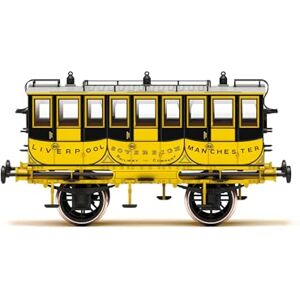 Hornby R40445 L&MR, 1st Class Coach 'Sovereign' Era 1 Loco Steam for Model Railway Sets, Yellow Hornby R40445 L&MR, 1st Class Coach 'Sovereign' Era 1 Loco Steam for Model Railway Sets, Yellow