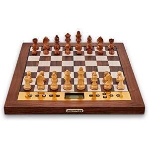 MILLENNIUM The King Performance chess computer aesthetics, simple operation, versatile functionality perfectly combined. With LED move display, automatic strength adjustment in elegant wooden design MILLENNIUM The King Performance chess computer aesthetics, simple operation, versatile functionality perfectly combined. With LED move display, automatic strength adjustment in elegant wooden design