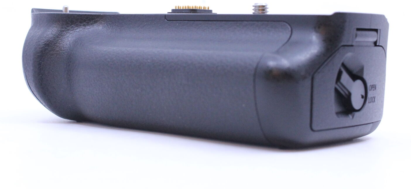 Used Panasonic DMW-BGGH5 Battery Grip