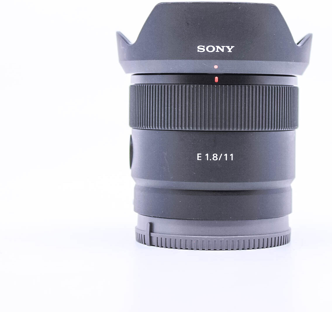 Used Sony E 11mm f/1.8