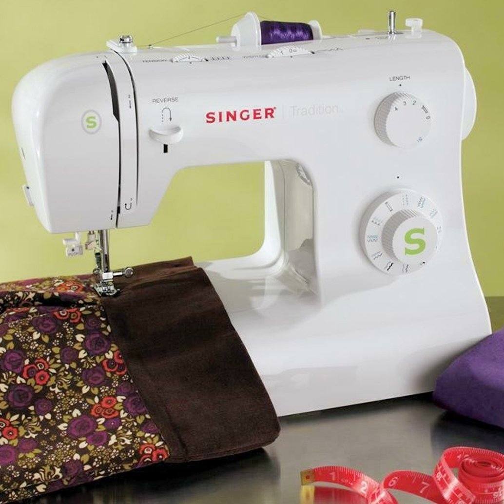DailySale Singer Sewing Machine 2277 Tradition Essential (Refurbished)