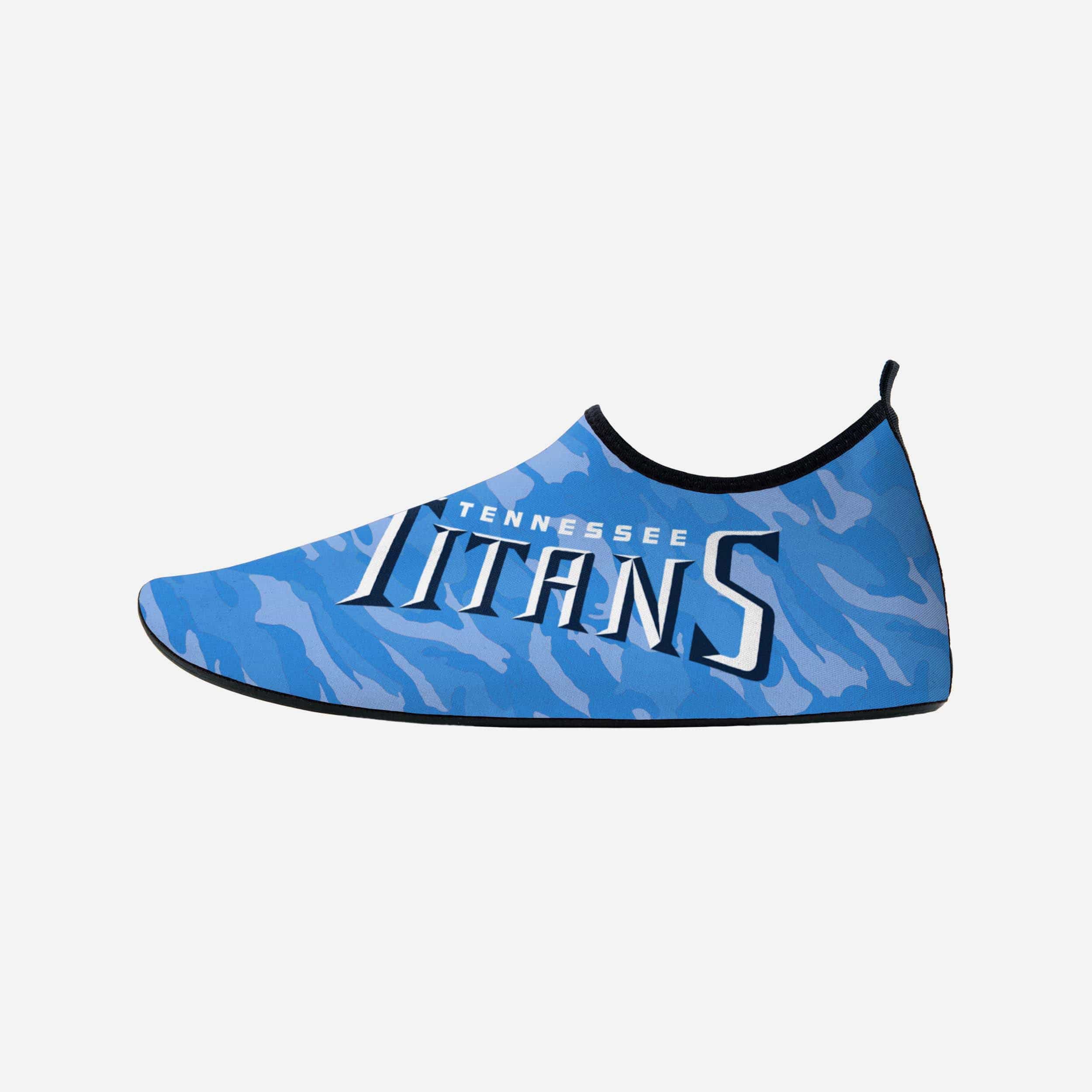 FOCO Tennessee Titans Camo Water Shoe - M - Men