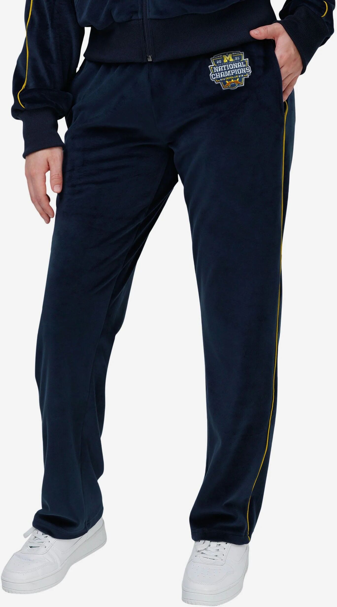 FOCO Michigan Wolverines 2023 Football National Champions Womens Velour Pants - L - Women